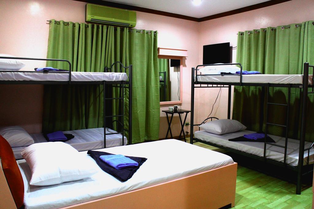 Tagaytay Garden Budgetel - City Center Tagaytay City Værelse billede